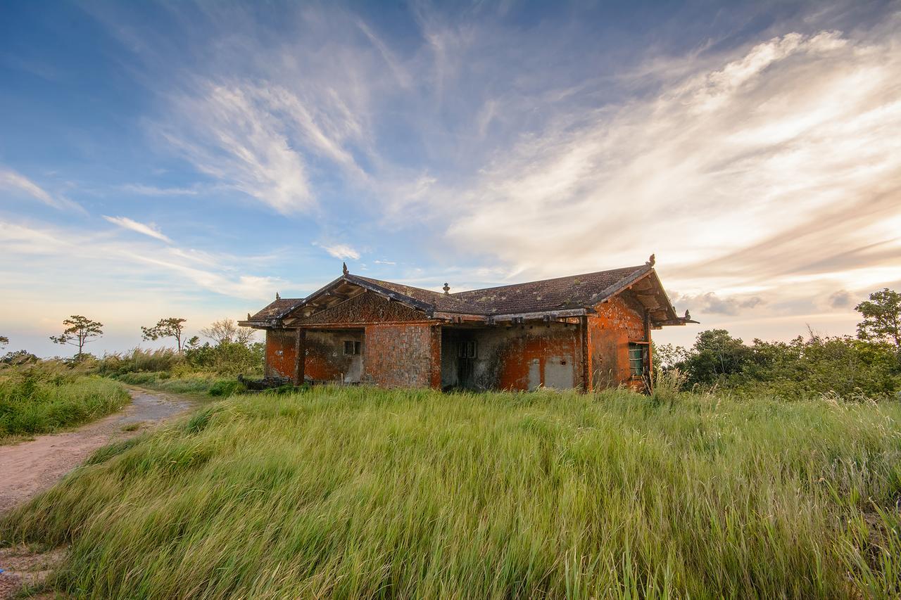 Le Bokor Palace Кампот Екстериор снимка